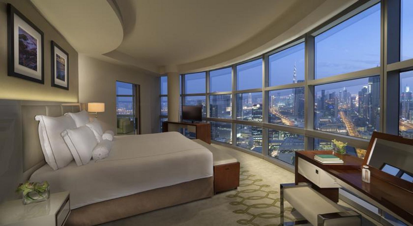 Jumeirah-Emirates-Towers-Room-23
