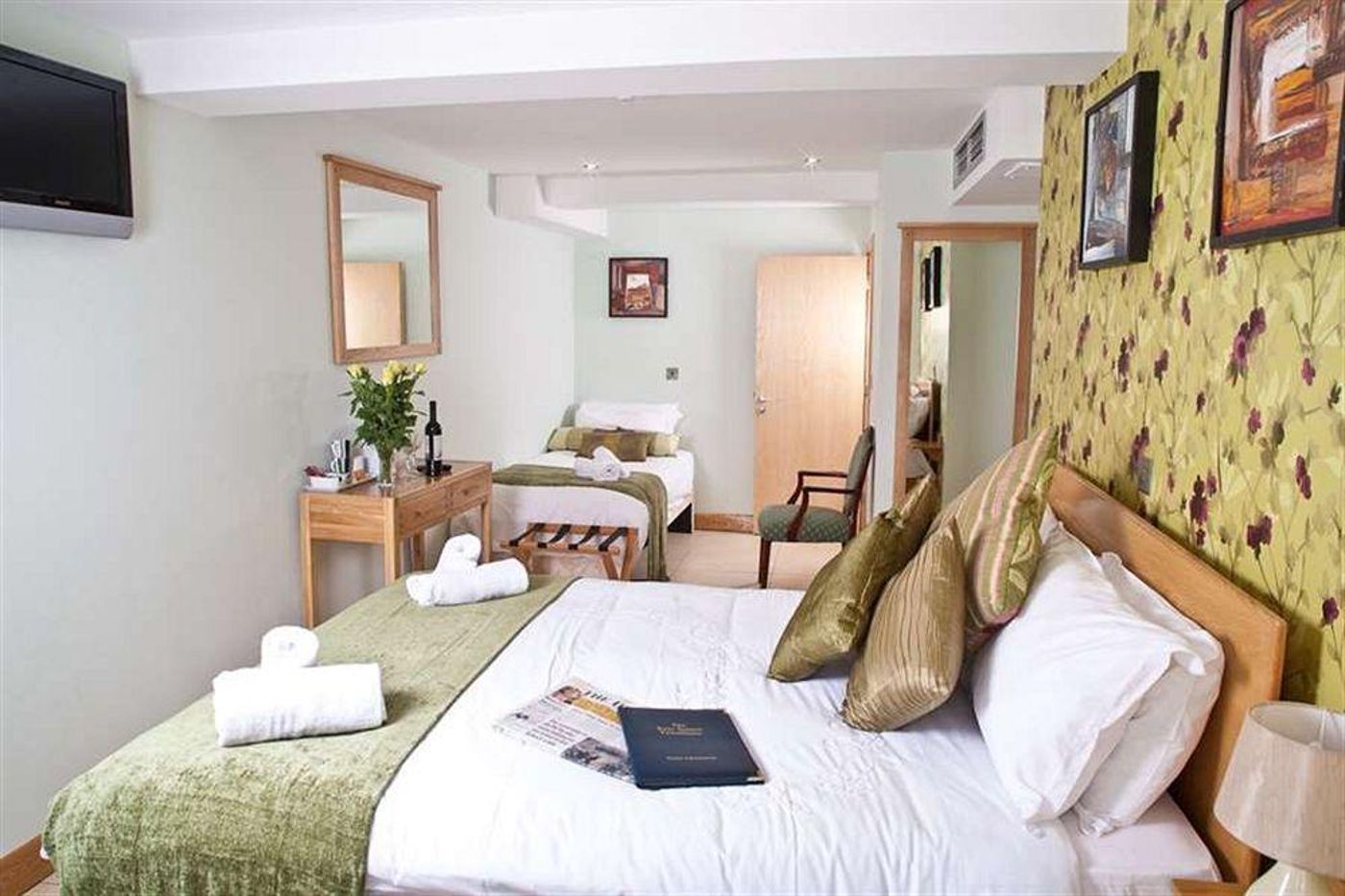Eyre Square Townhouse-Ireland-Galway-General view-9