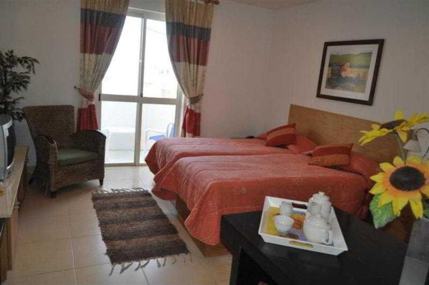 Club-Salina-Warhf-Room-27