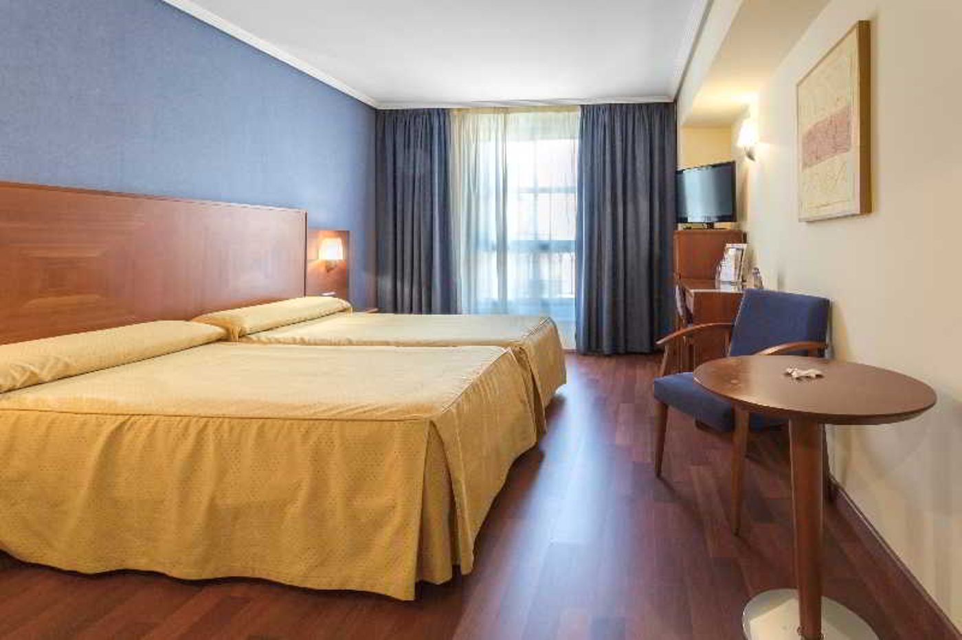 Nuevo-Torreluz-Room-6