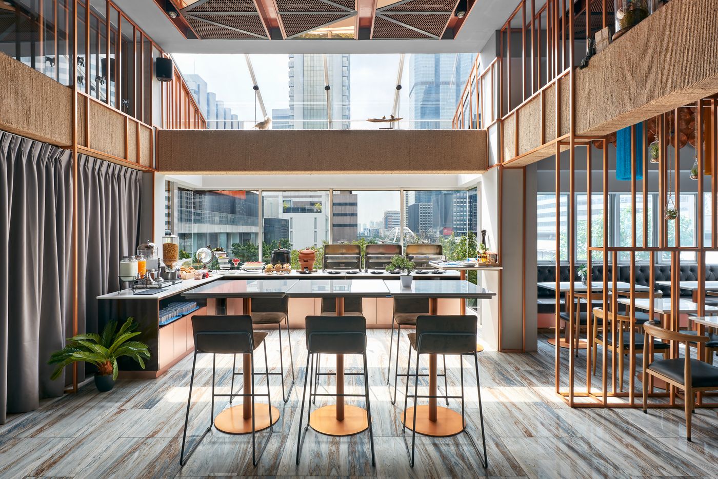 Sora-Hotel-Silom-Restaurant-5