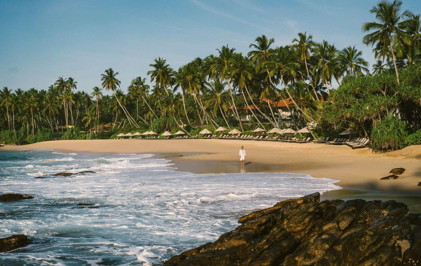 Anantara-Peace-Haven-Tangalle-Resort-Beach-42