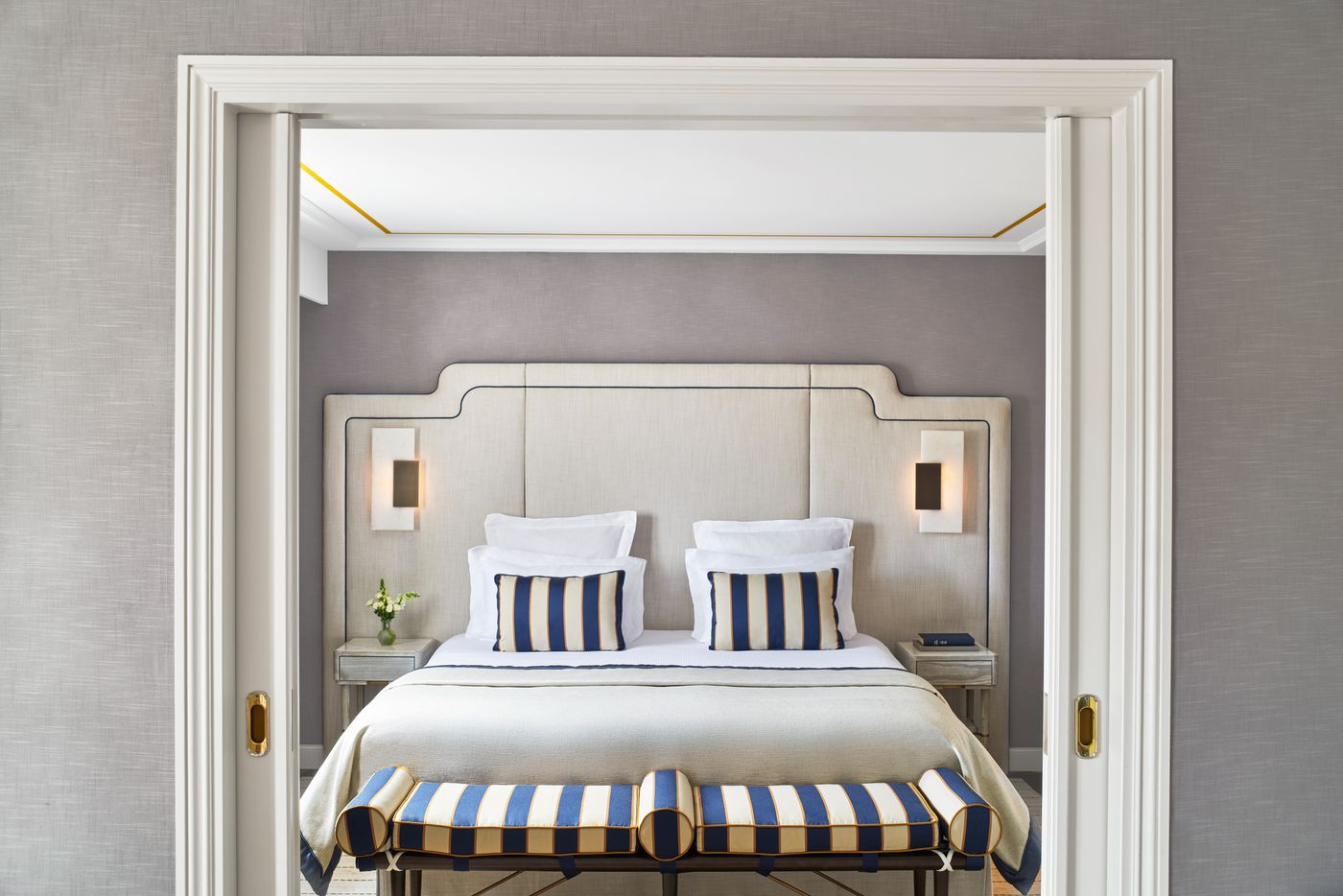 H----tel-Barri----re-Le-Majestic-Cannes-Room-47