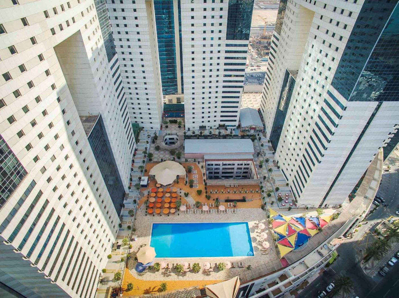 Ezdan-Residences-West-Bay-General-view-38