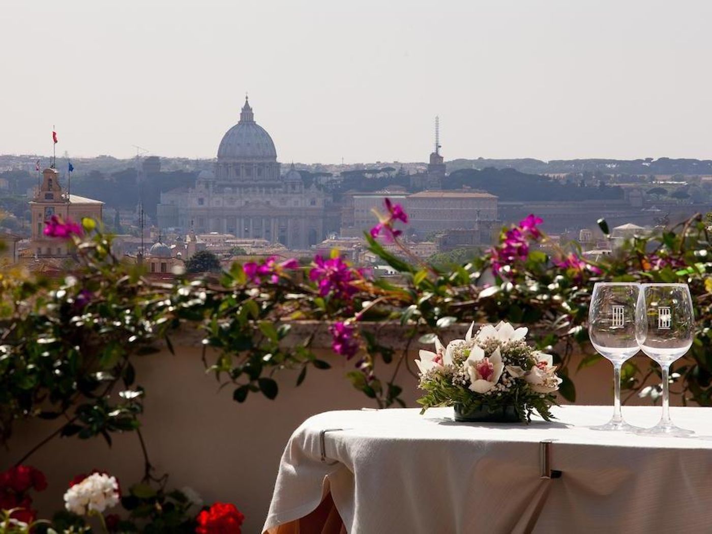 Bettoja-Hotel-Mediterraneo-General-view-9