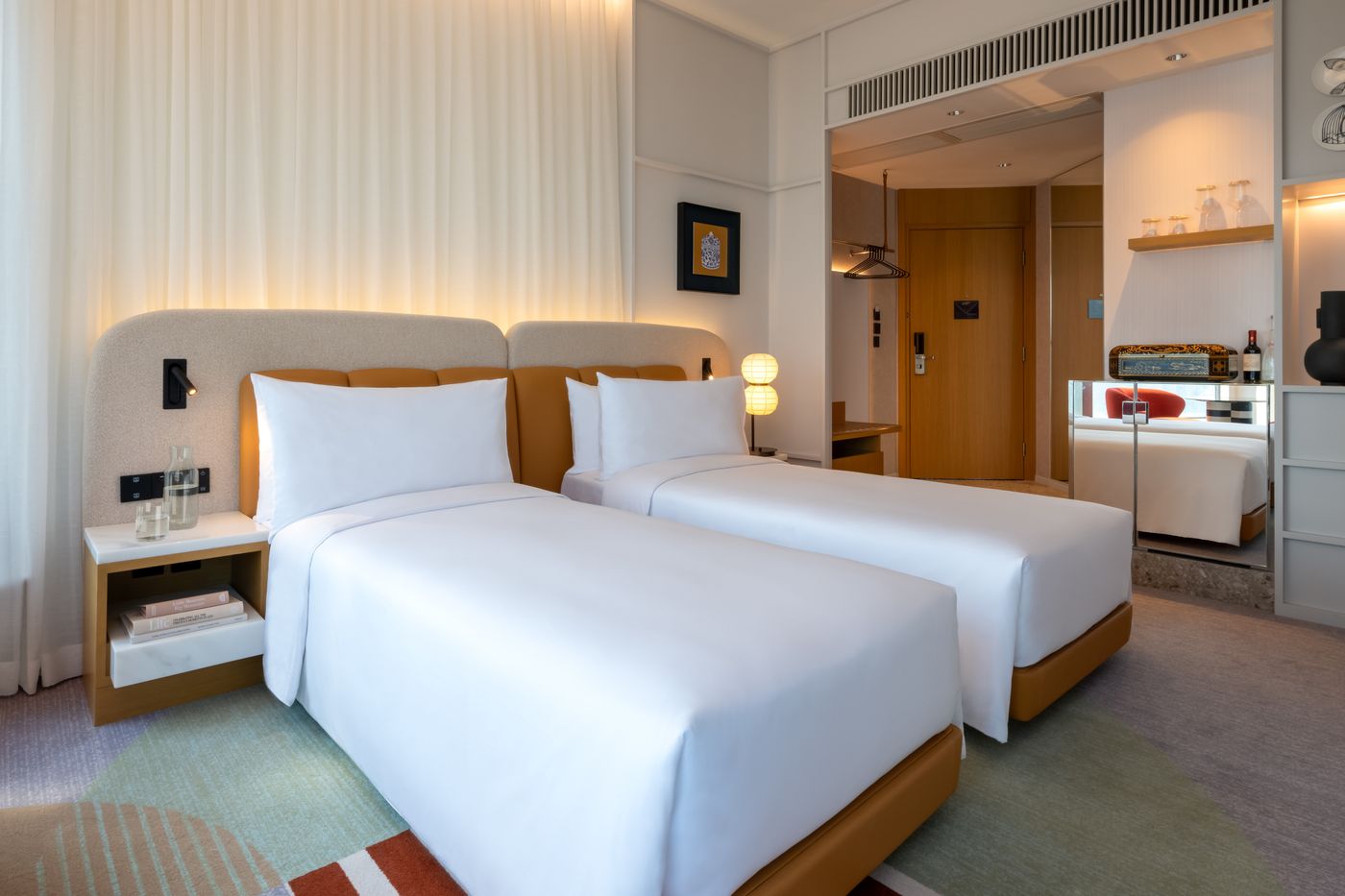 Mondrian-Hong-Kong-Room-5