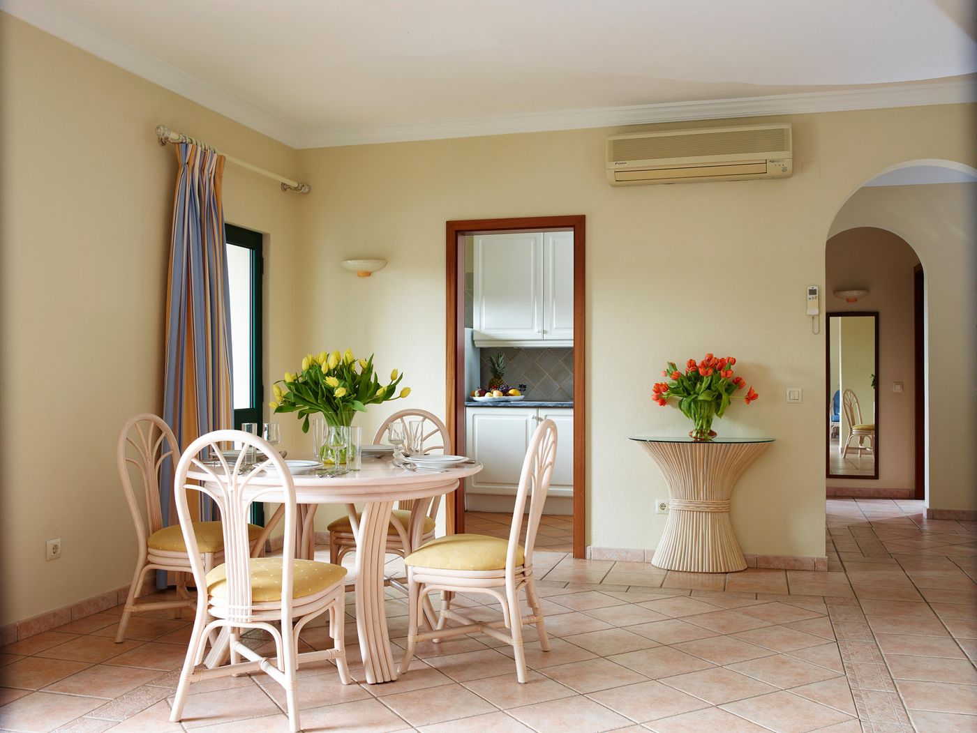 Formosa-Park-Apartment-Hotel-Room-13