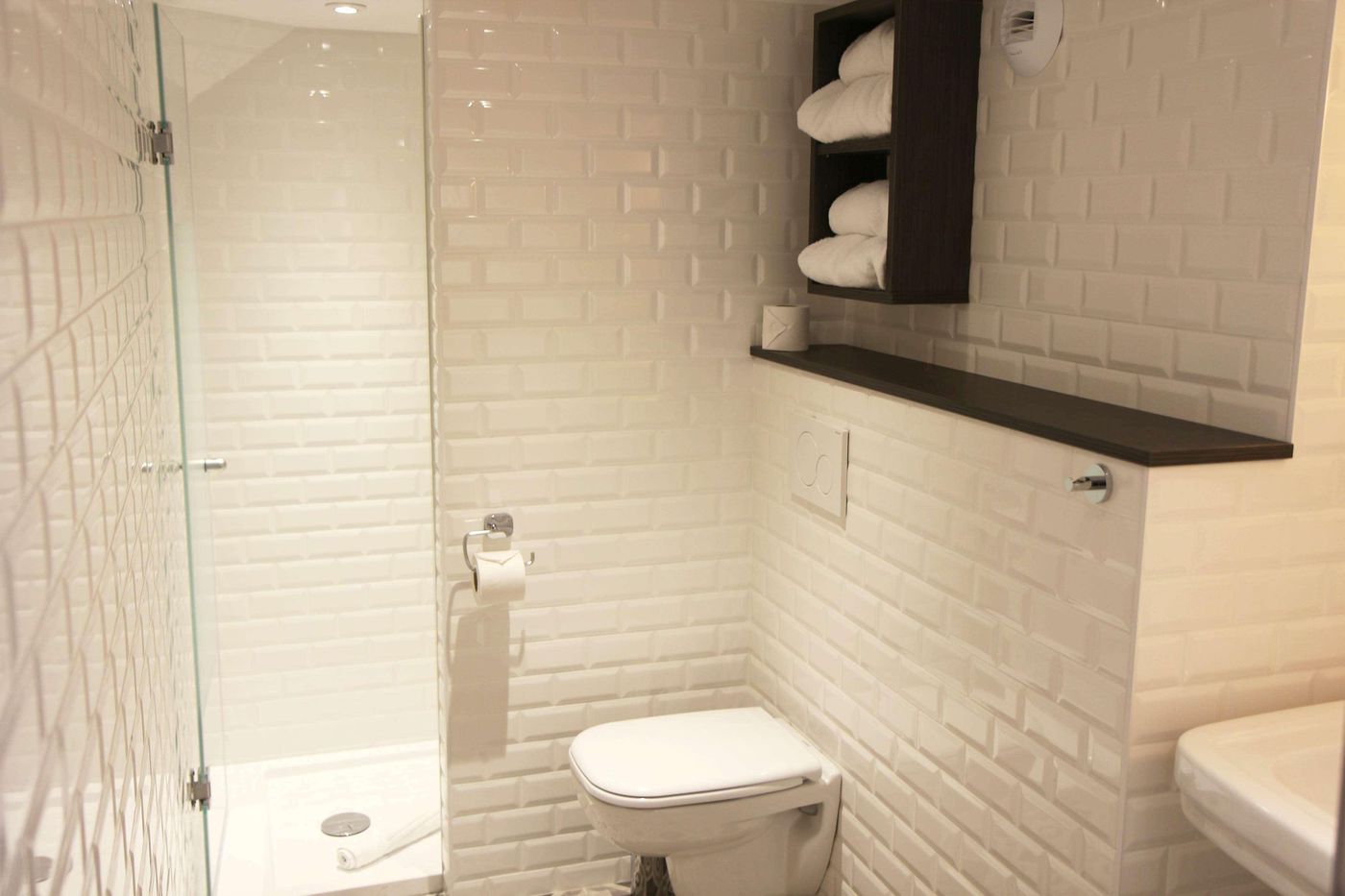 Hotel-Litteraire-Marcel-Ayme--BW-Premier-Collectio-Room-55