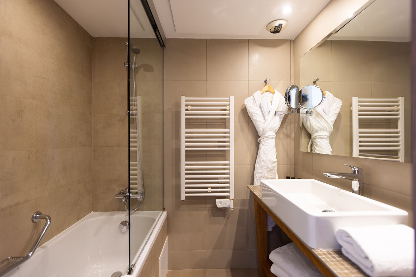 Luxotel-Cannes-Room-24