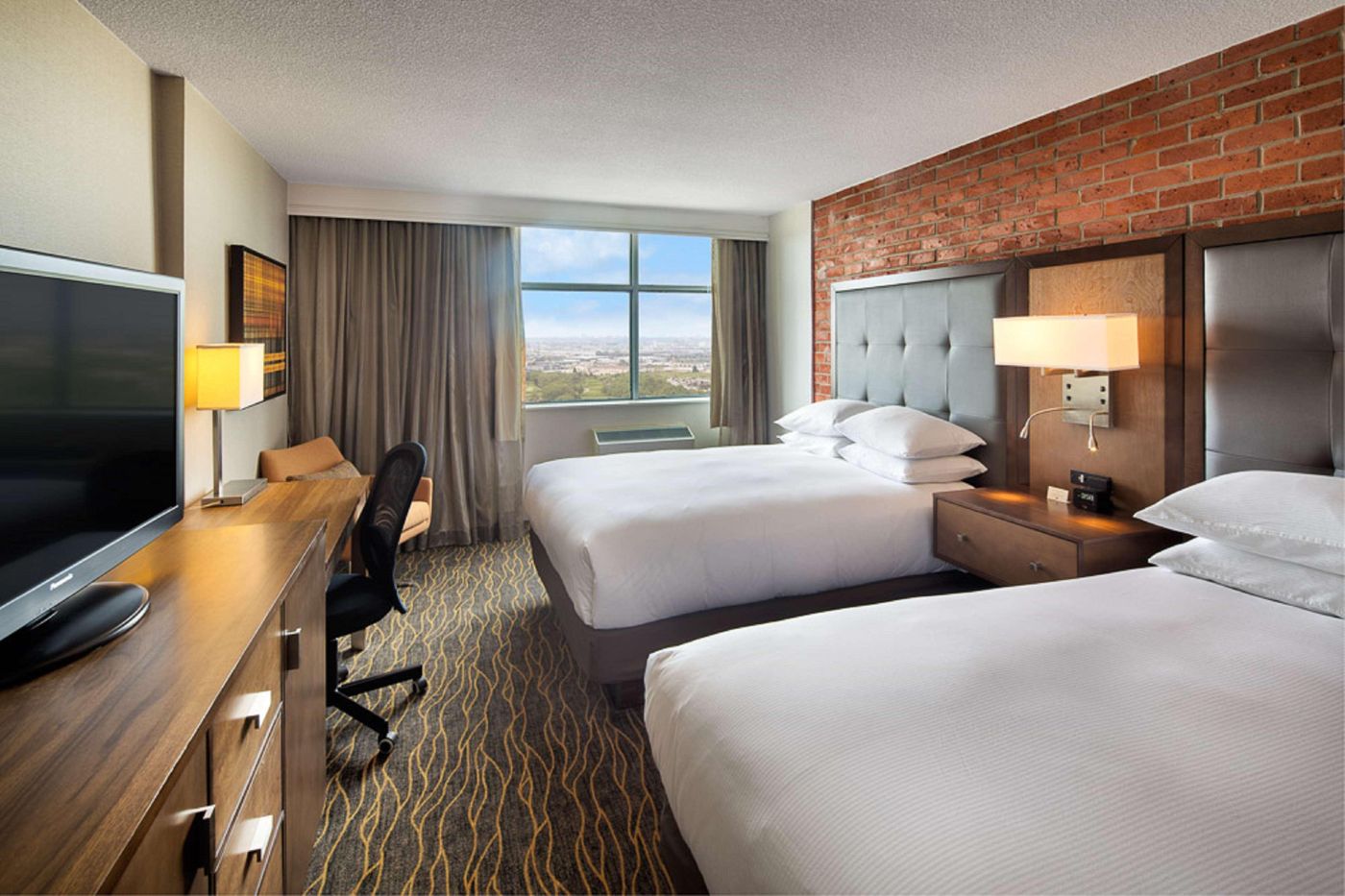 DoubleTree by Hilton Toronto Airport-Canada-TORONTO-Room-9
