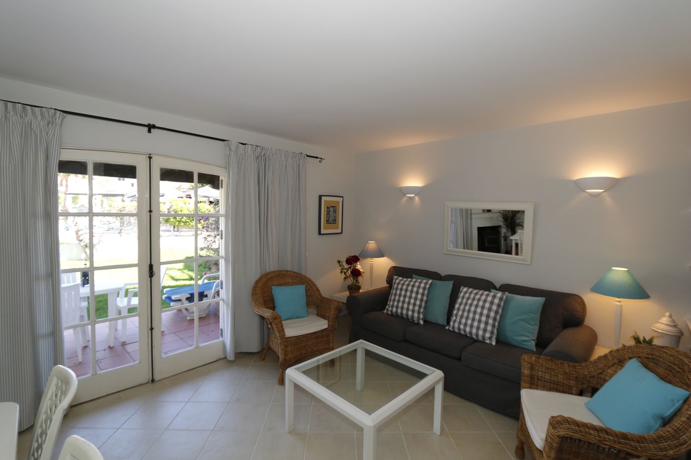 Apartments-Old-Village-Room-40