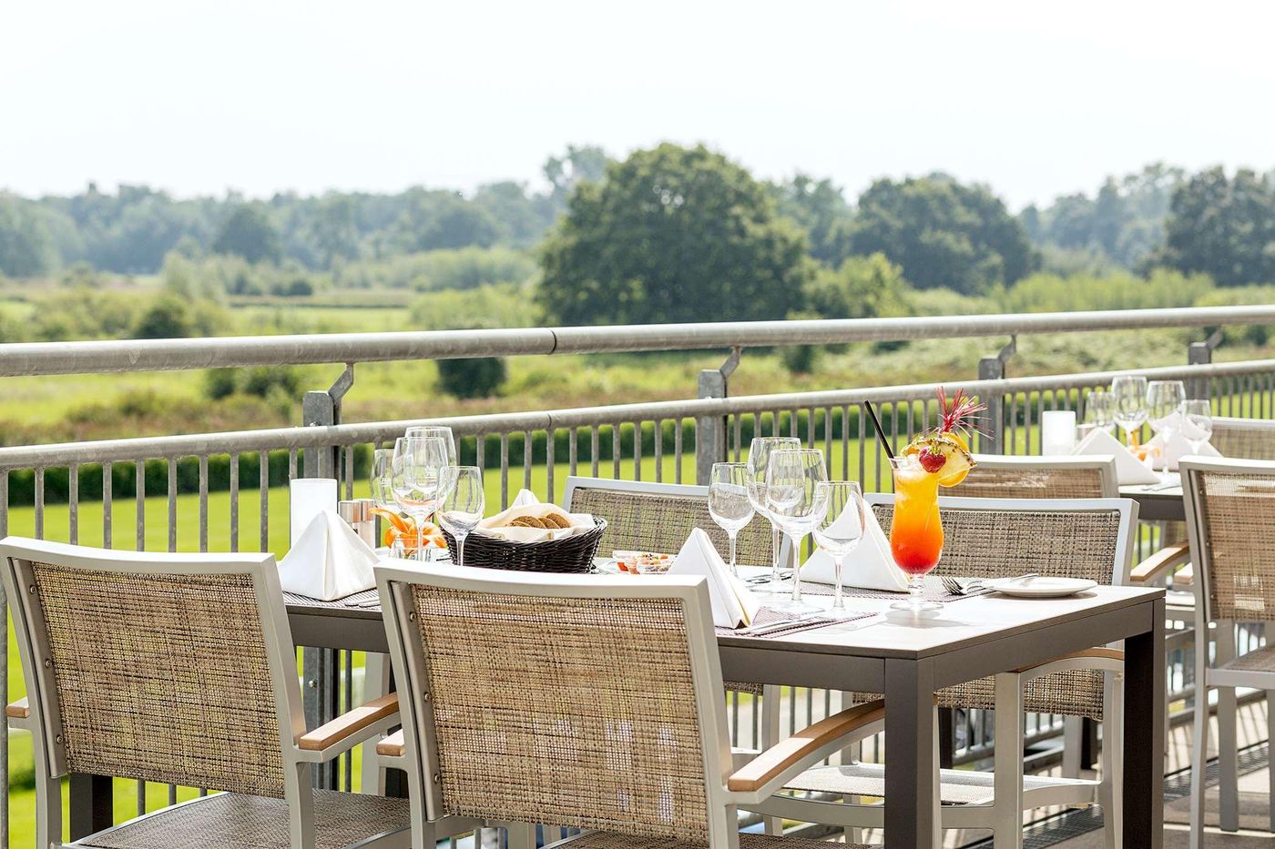 NH Hamburg Horner Rennbahn - Germany - HAMBURG - Terrace - 4