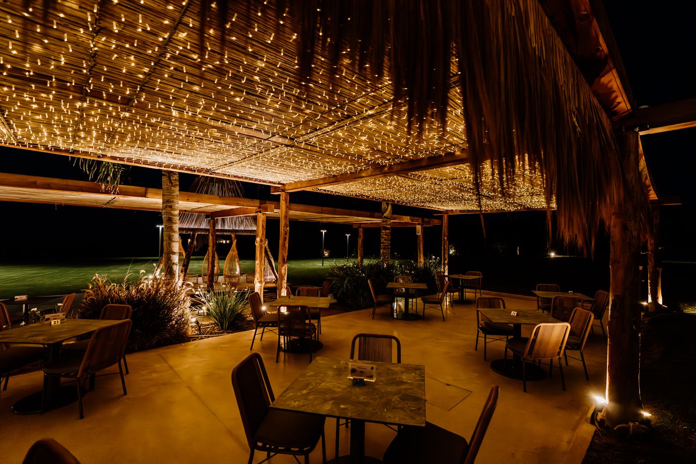 Cavo Zoe Seaside Hotel 