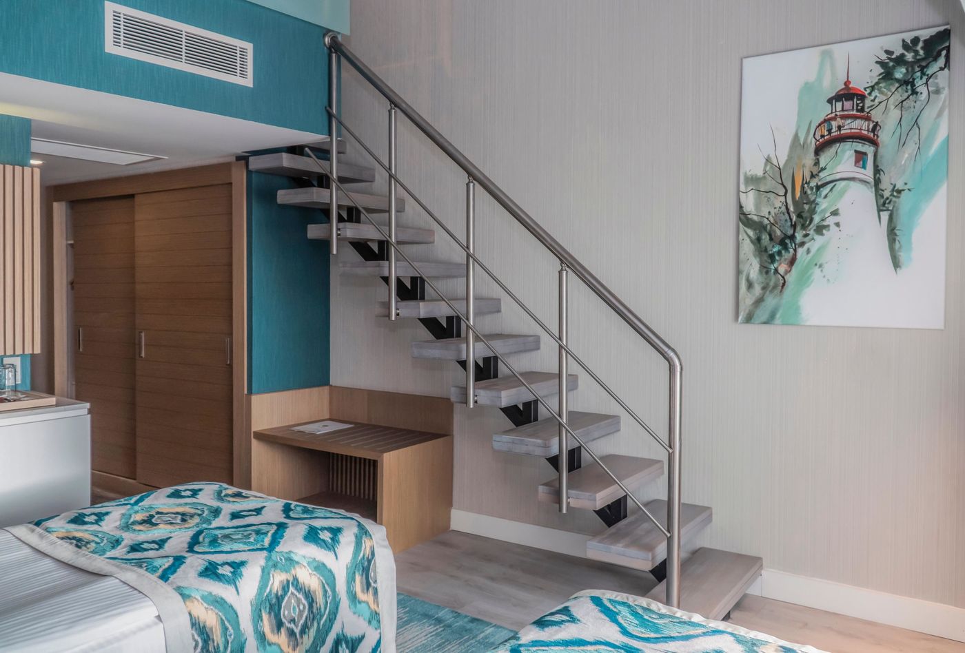 02/09/24 - Royal Wings Hotel