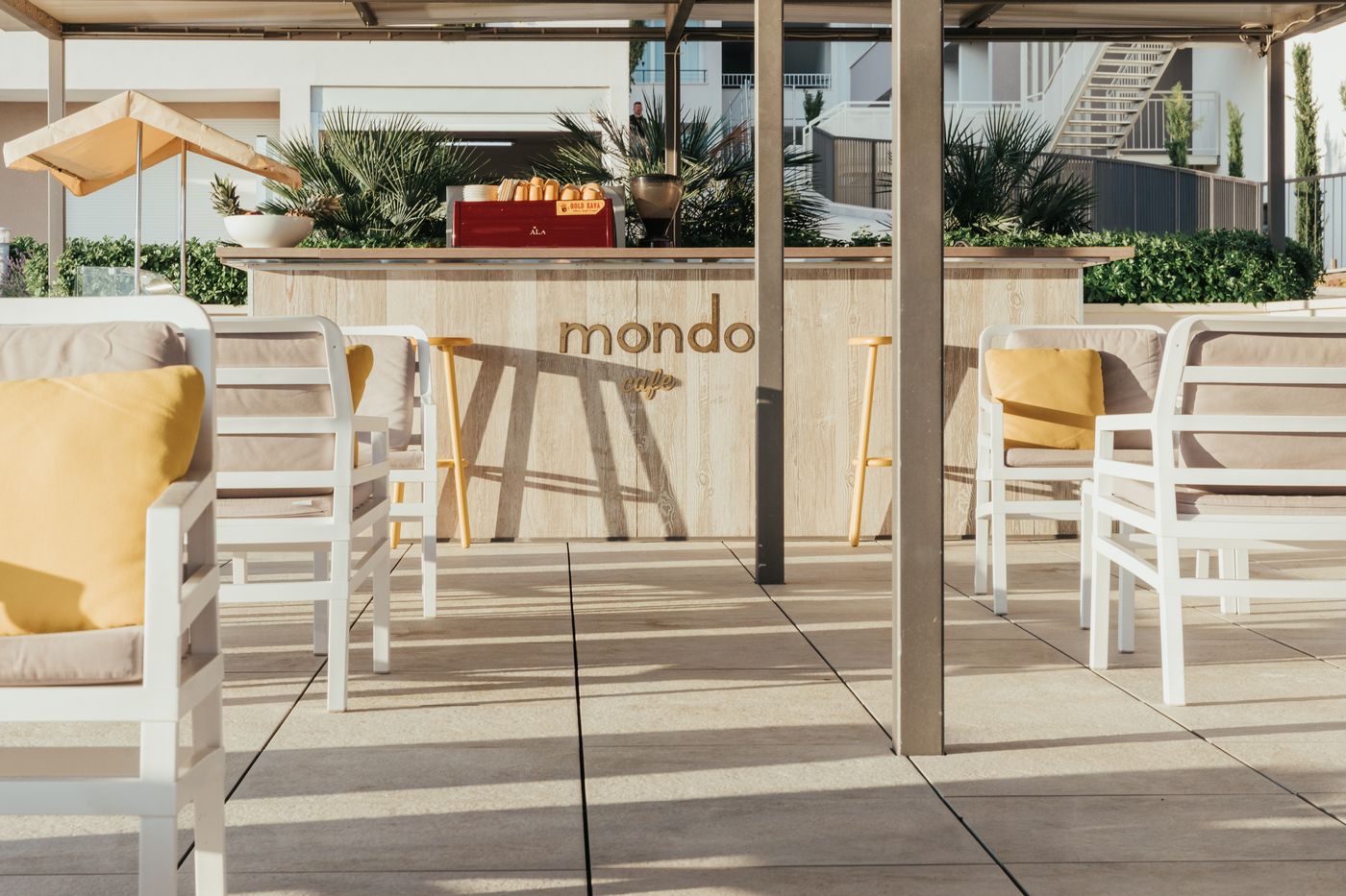 Romana-Beach-Apartments-Bar-17