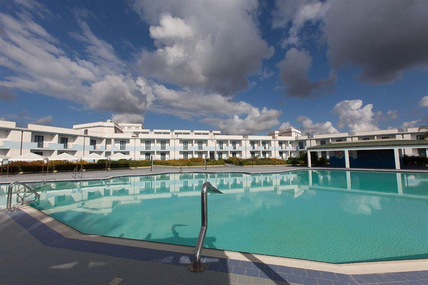 Hotel-Club-Selinunte-Beach-AiMori-Pool-1