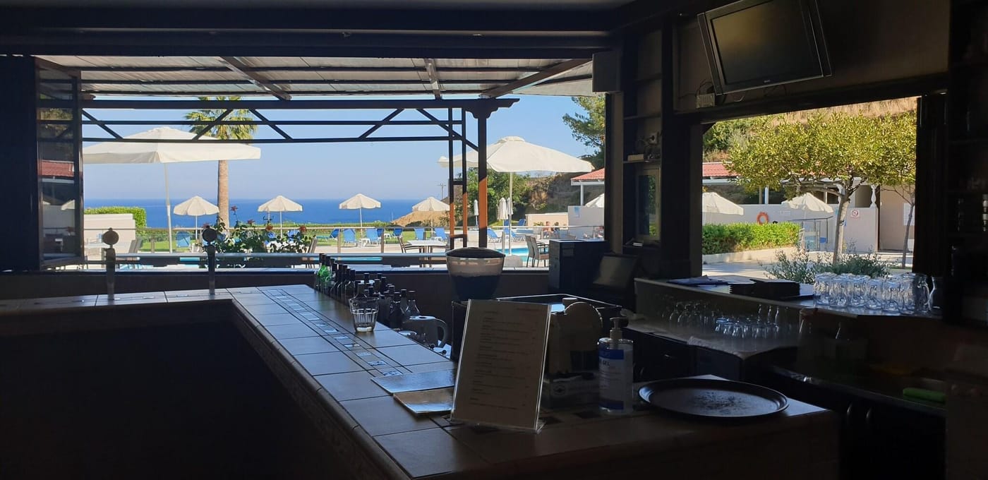 Karavados-Beach-Bar-31