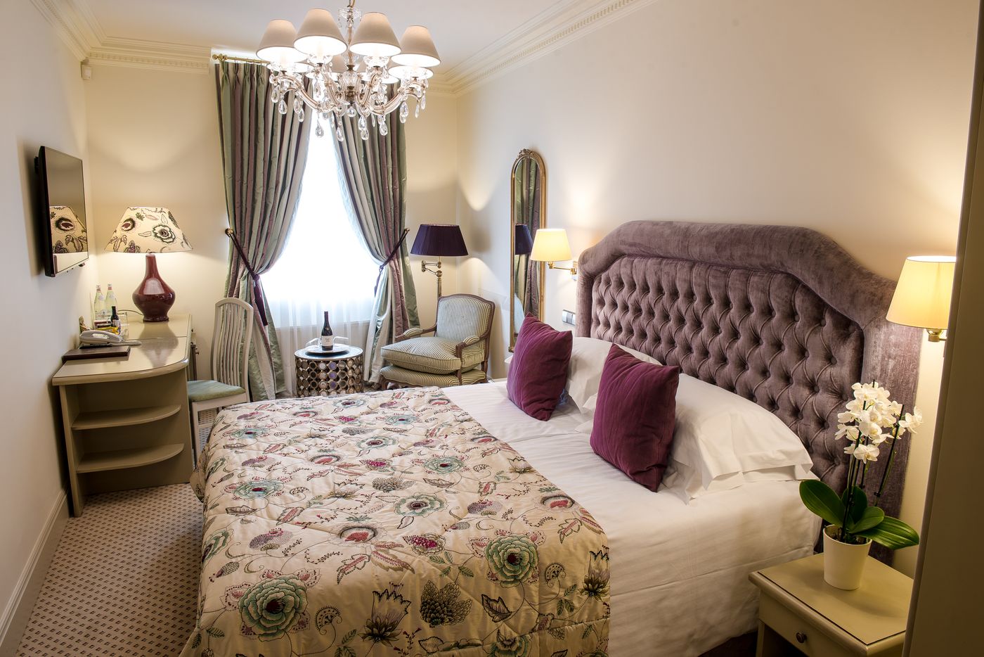 The Narutis Hotel-Lithuania-VILNIUS-Room-10