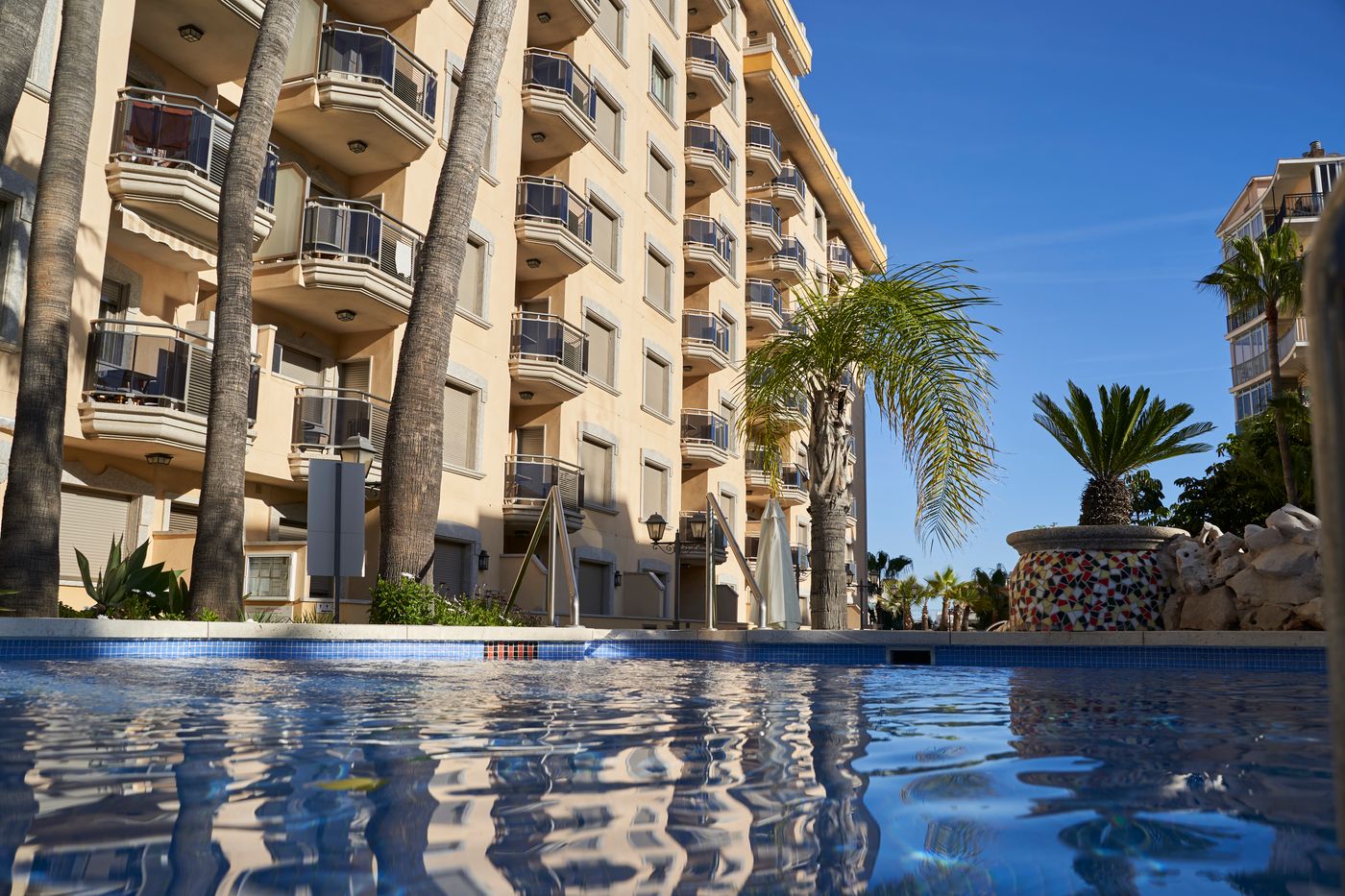 Mediterraneo-Real-Pool-3