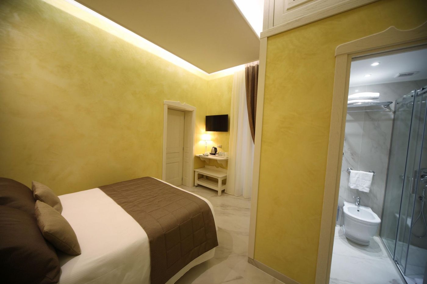 Maison-Tritone-Room-20