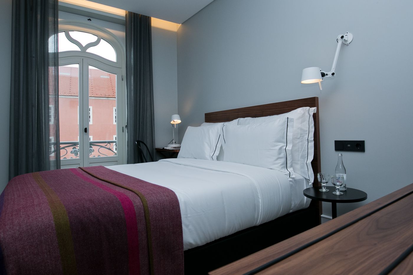 1908-Lisboa-Hotel-Room-2