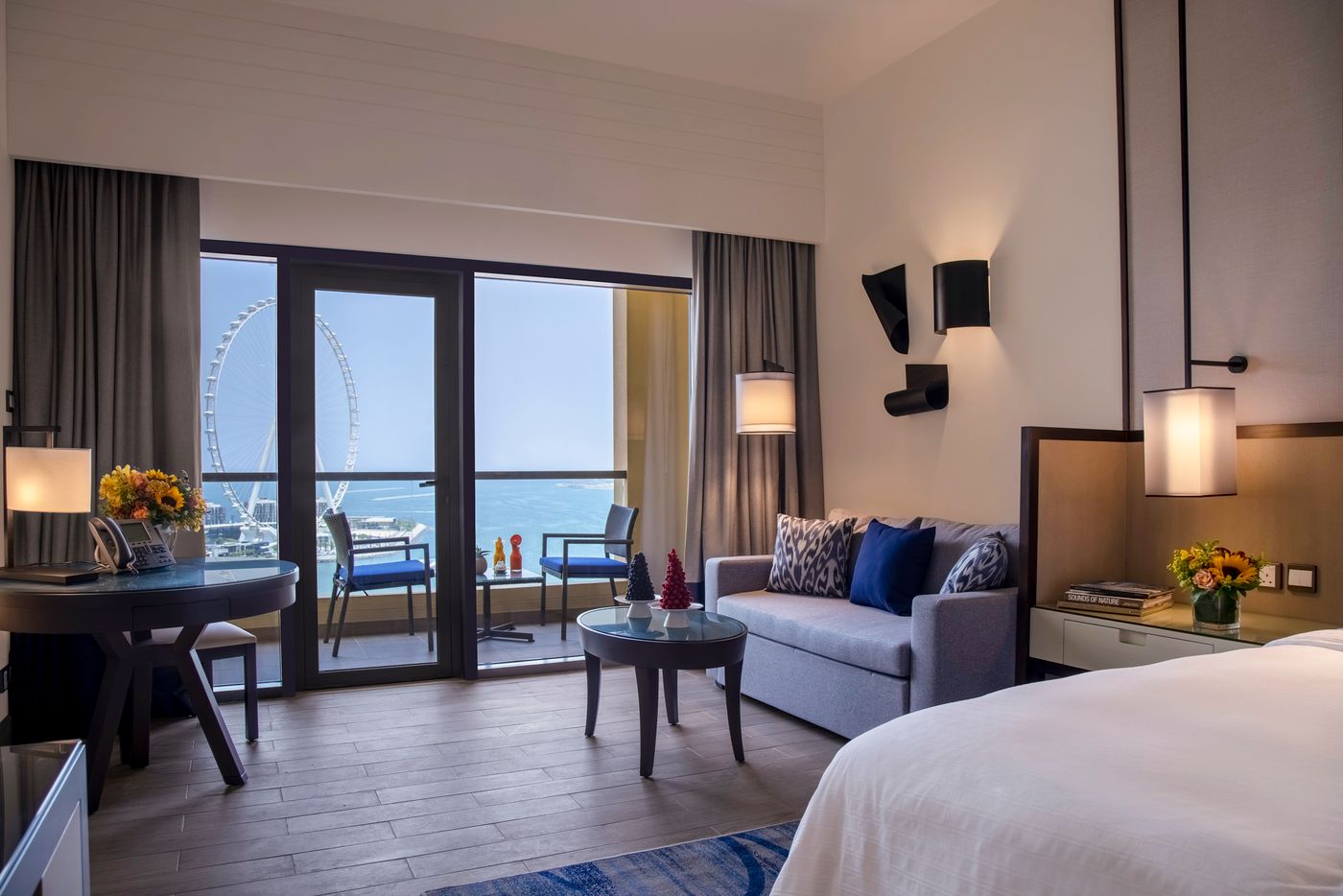 Amwaj-Rotana-Hotel-Jumeirah-Beach-Room-25