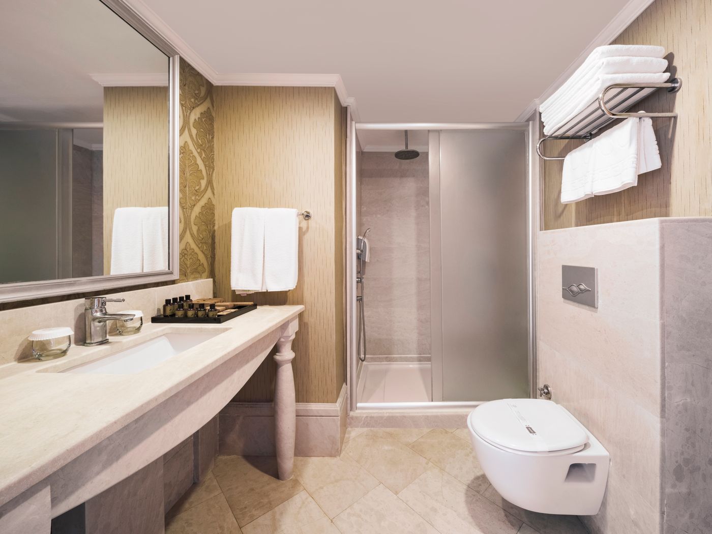 Selectum-For-Two-Side--ex--Heaven-Resort--Room-20