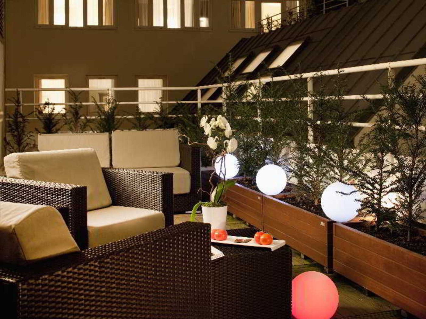 L-Empire-Paris-Terrace-43