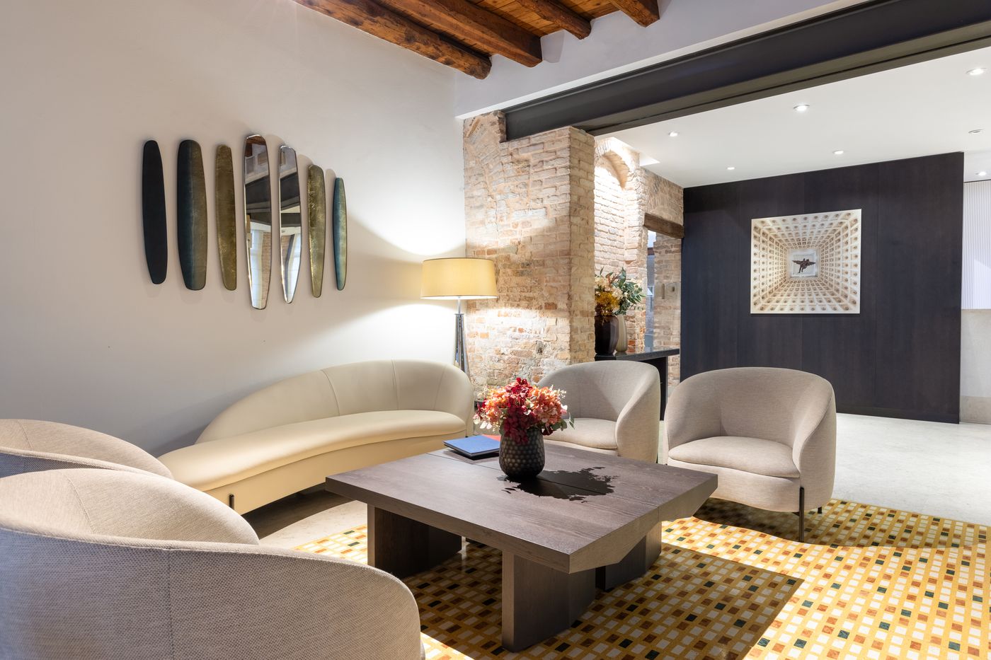 Eurostars-Residenza-Cannaregio-Lobby-5