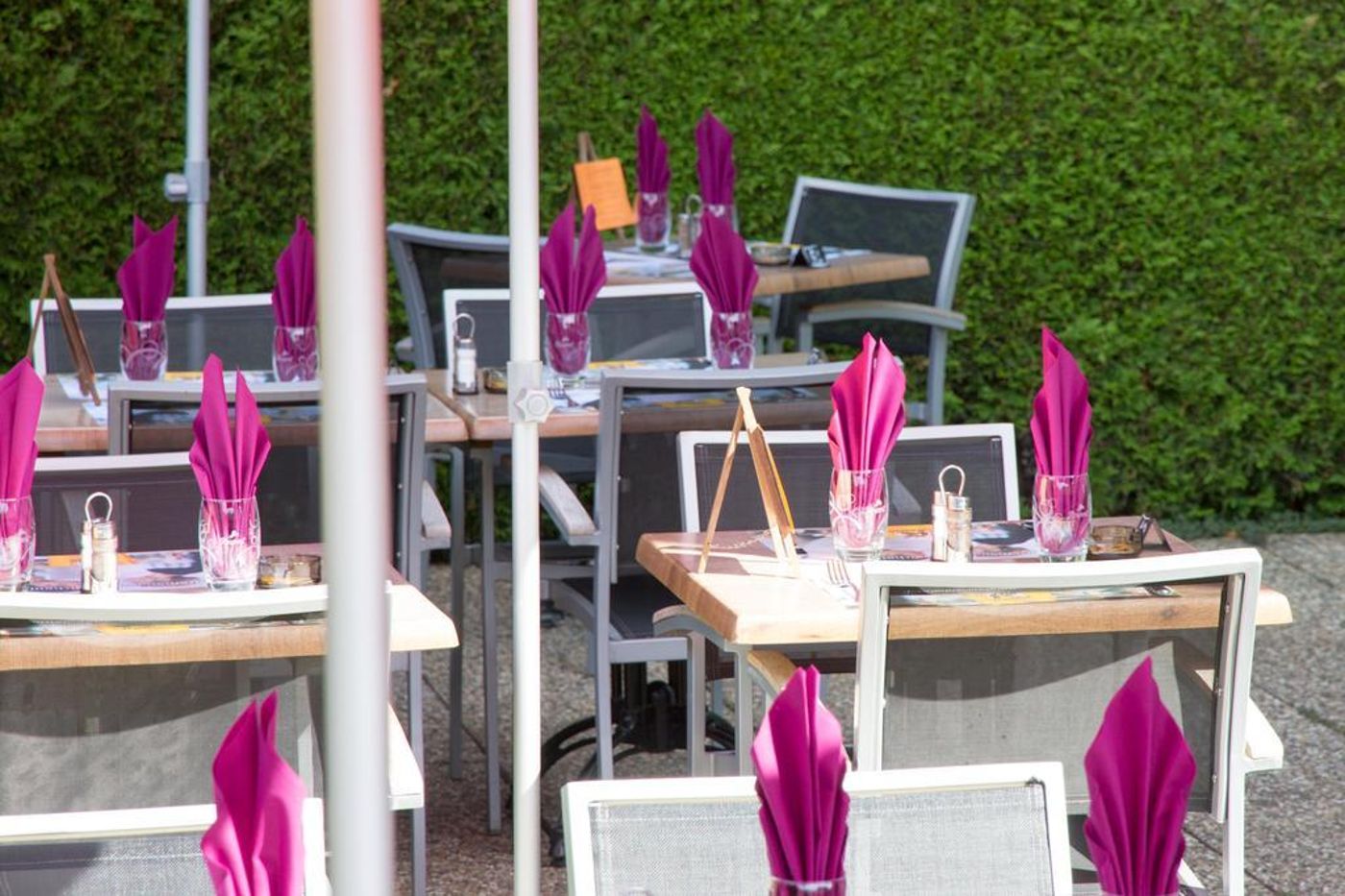 Mandarina-Hotel-Luxembourg-Airport-Terrace-11