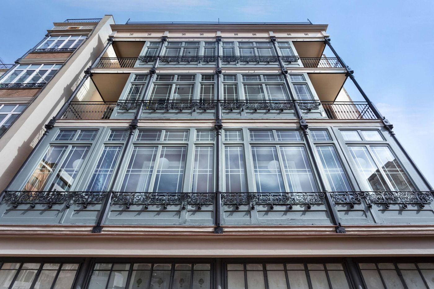 One Shot Araga 257-Spain-Barcelona-General view-1