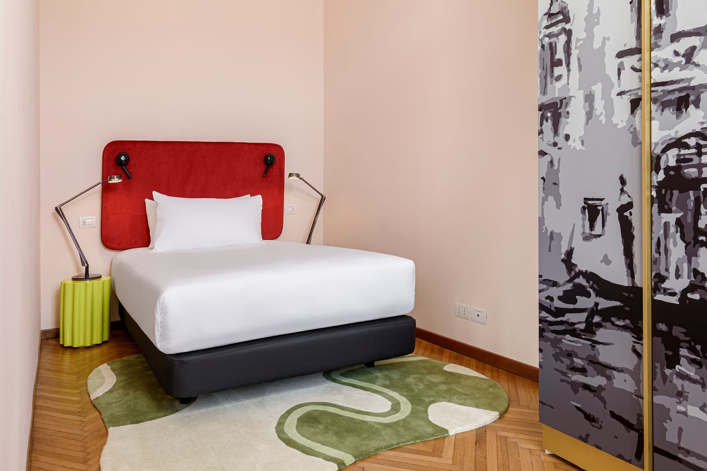 Palazzo-Dei-Fiori-By-Room-Mate-Room-48