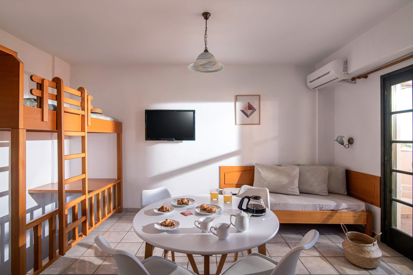 Villa-Elite---Adult-Only-Room-18