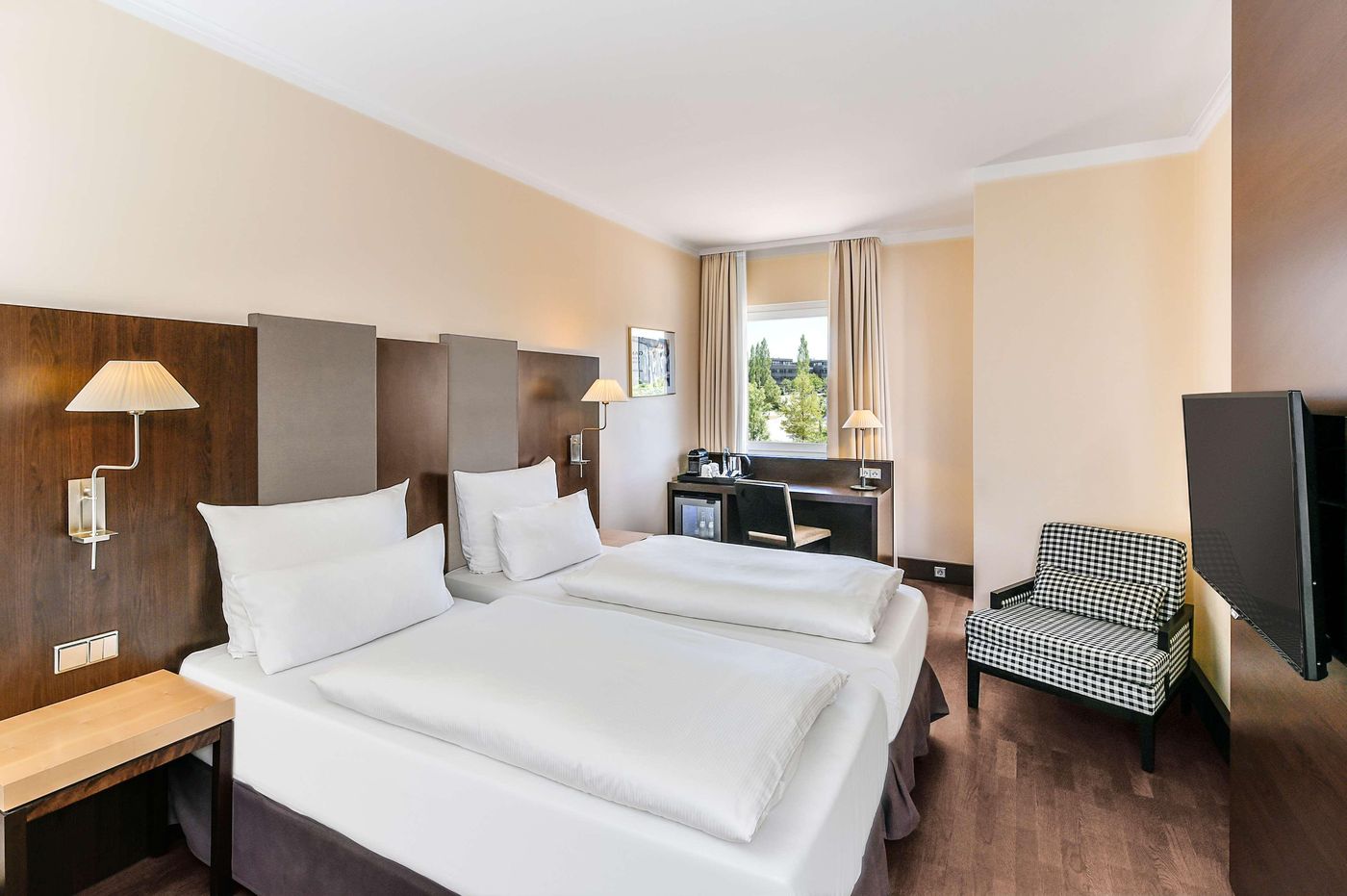 Nh-M----nchen-City-S----d-Room-8