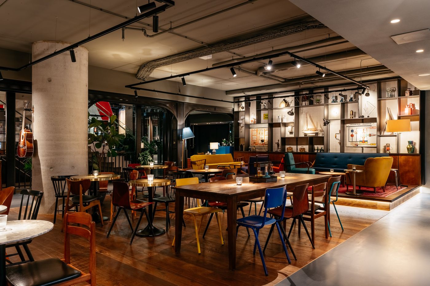 Ruby-Emma-Hotel---Bar-Lobby-10