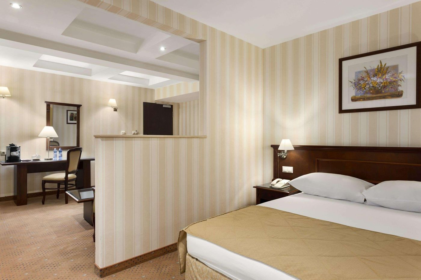 Ramada Hotel & Suites Bucharest North - Romania - BUCHAREST - Room - 5