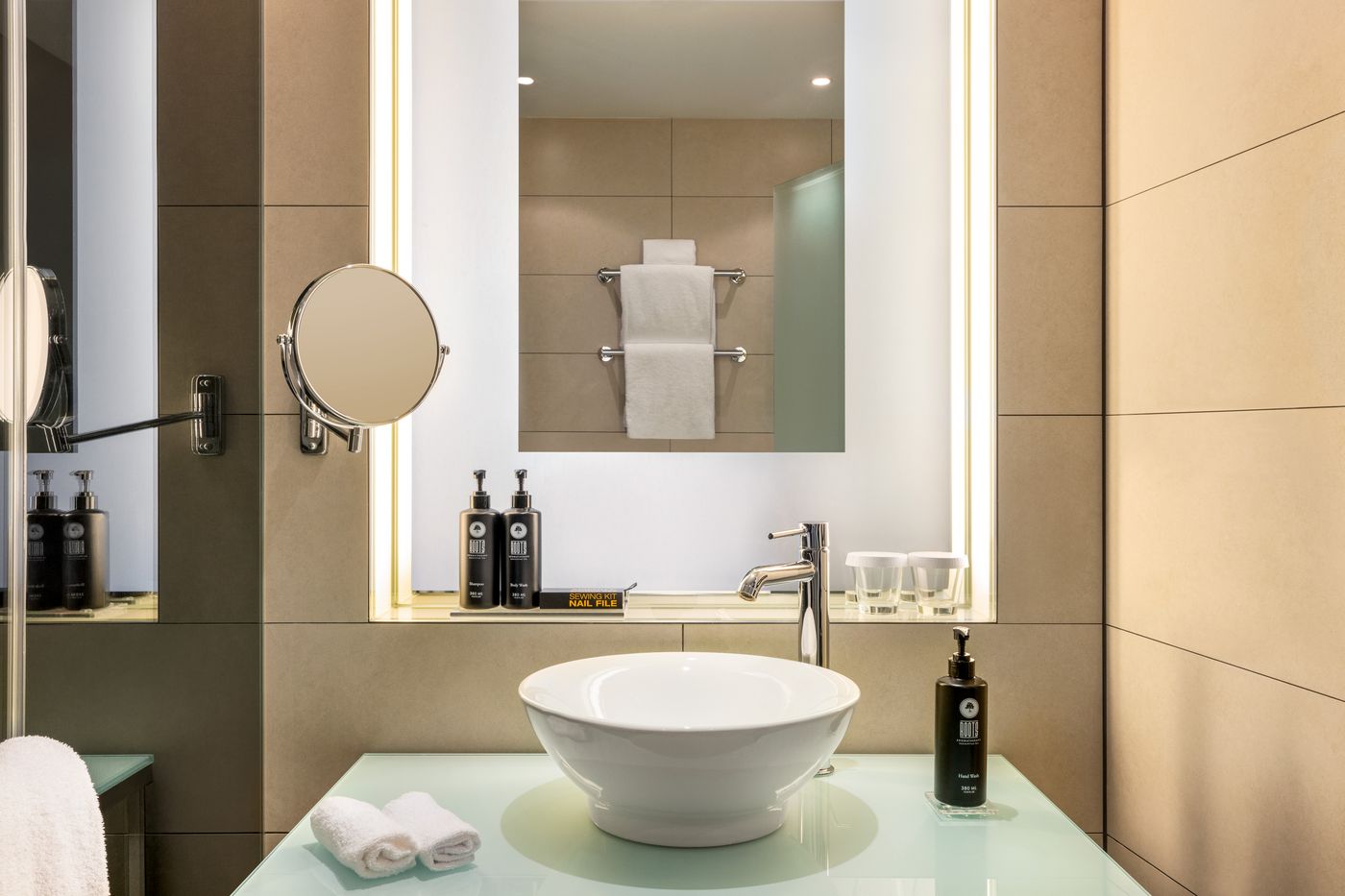 Vienna-House-by-Wyndham-Andel-s-Berlin-Room-43