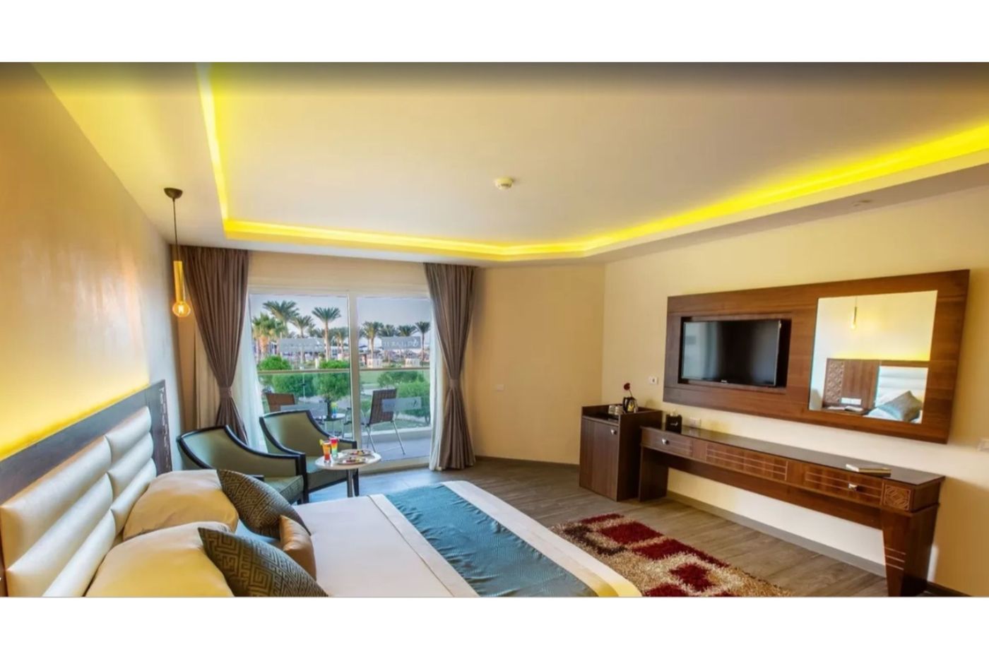 Pickalbatros-Royal-Moderna-Room-28