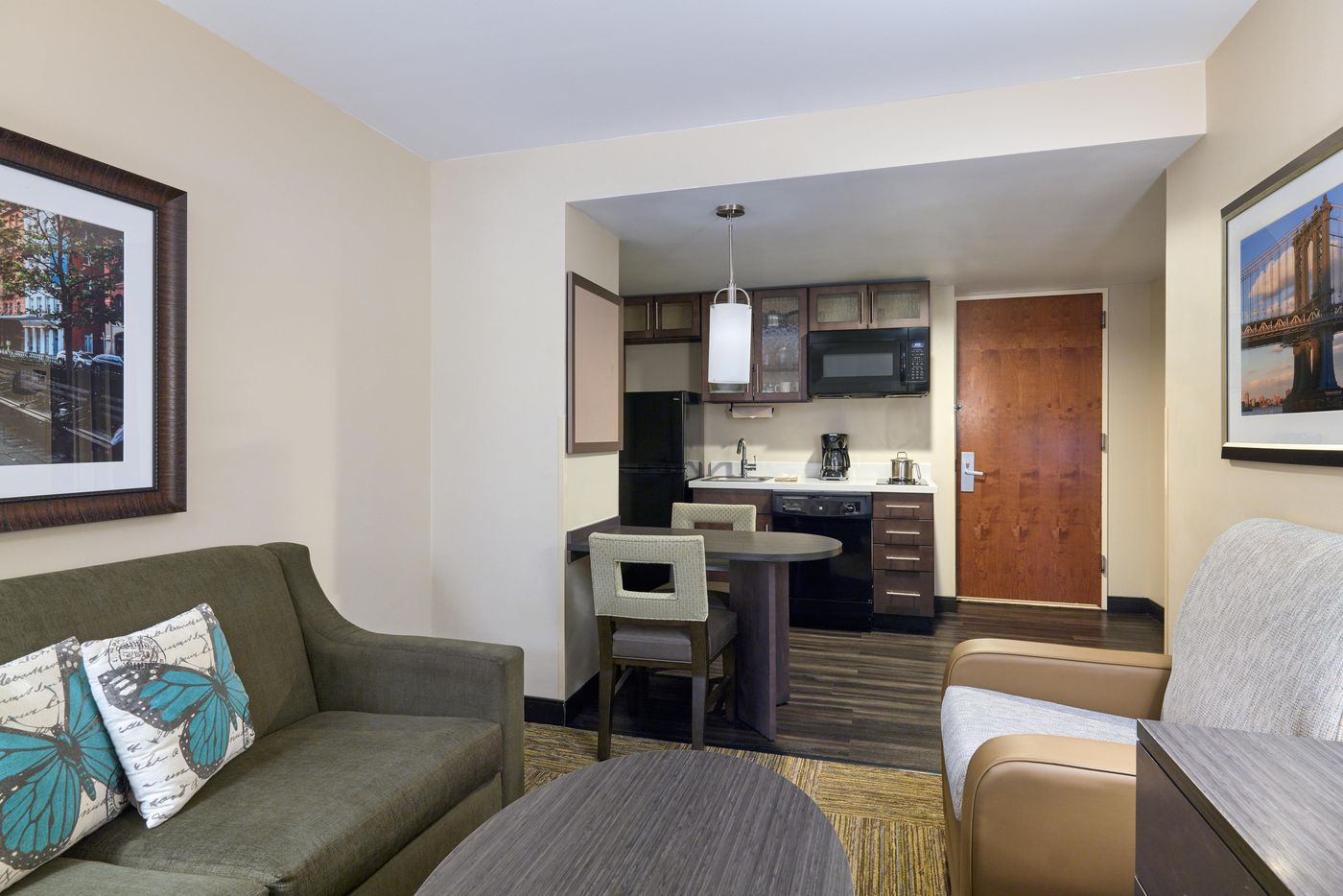 Candlewood-Suites-New-York-City--Times-Square-Room-2