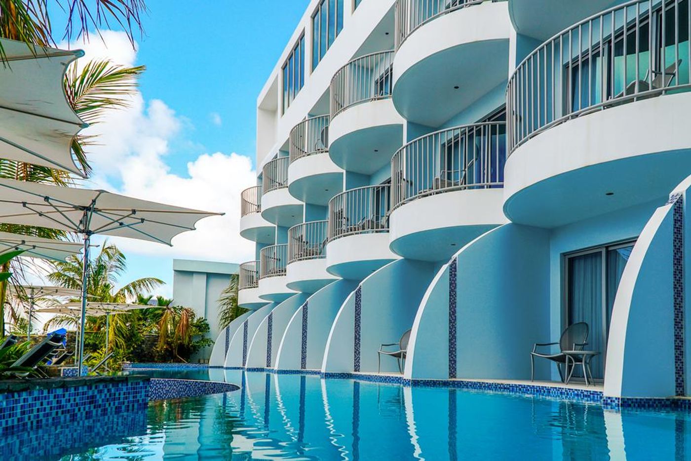 Curio Collection by Hilton Harbor Club