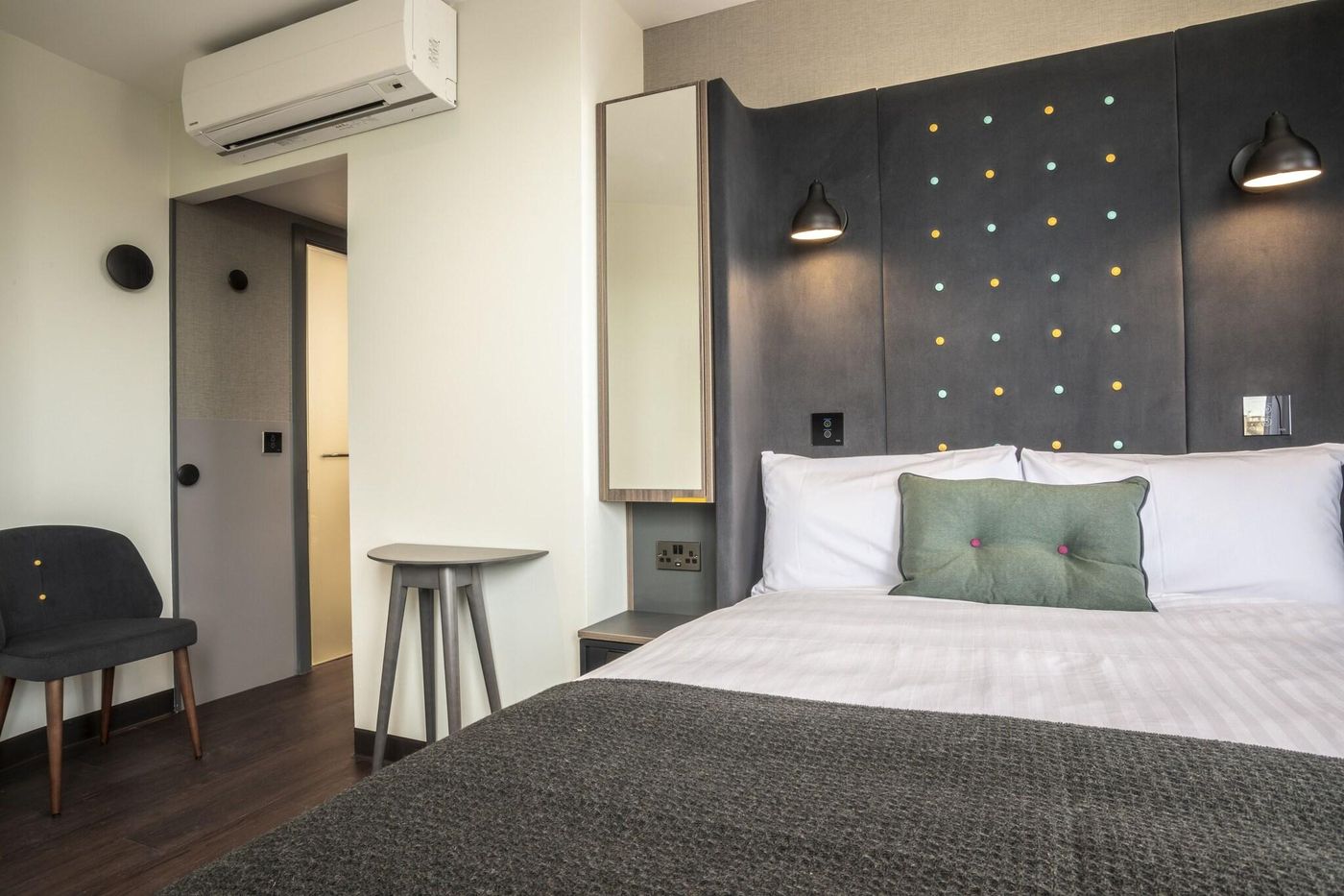 Point A Hotel Dublin Parnell Street-Ireland-Dublin-Room-8