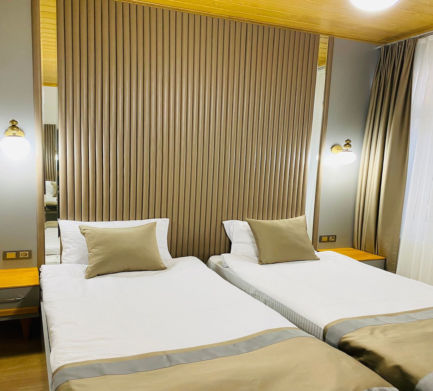 Hotel Guldehan-Turkey-Istanbul-Room-8