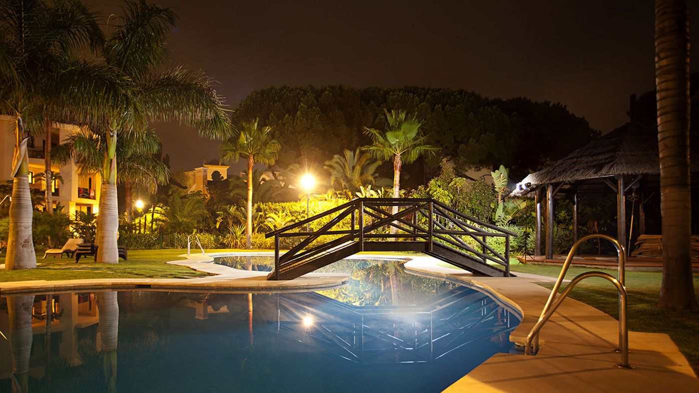 Mimosas-Banus-Pool-6