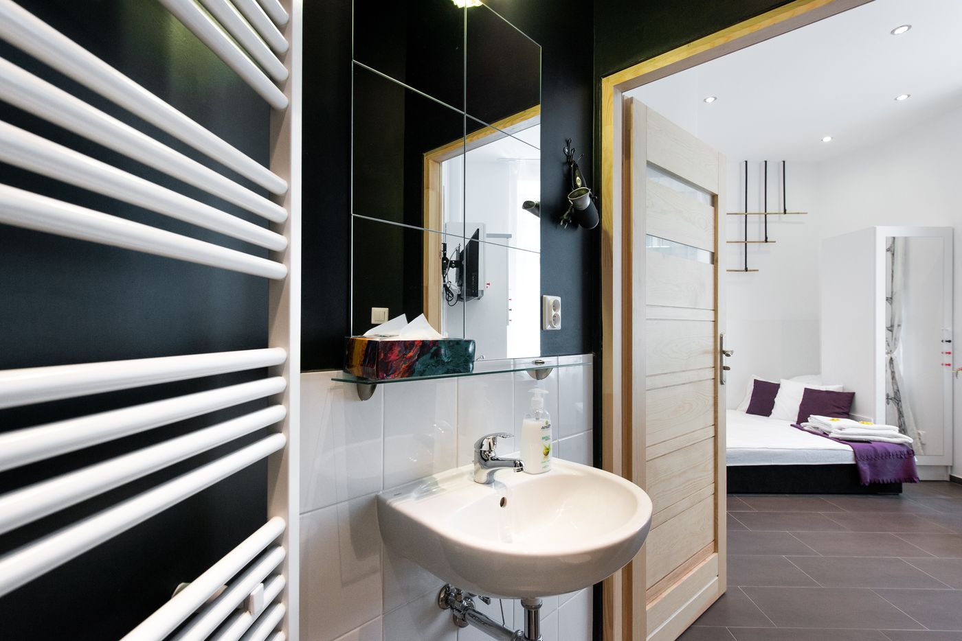 Happy-Tower-Krakow-Room-42