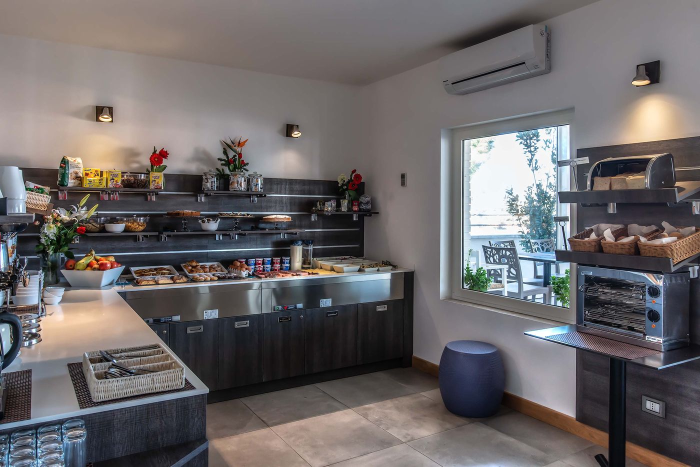 Fragrance-St-Peter-Hotel-Bar-12