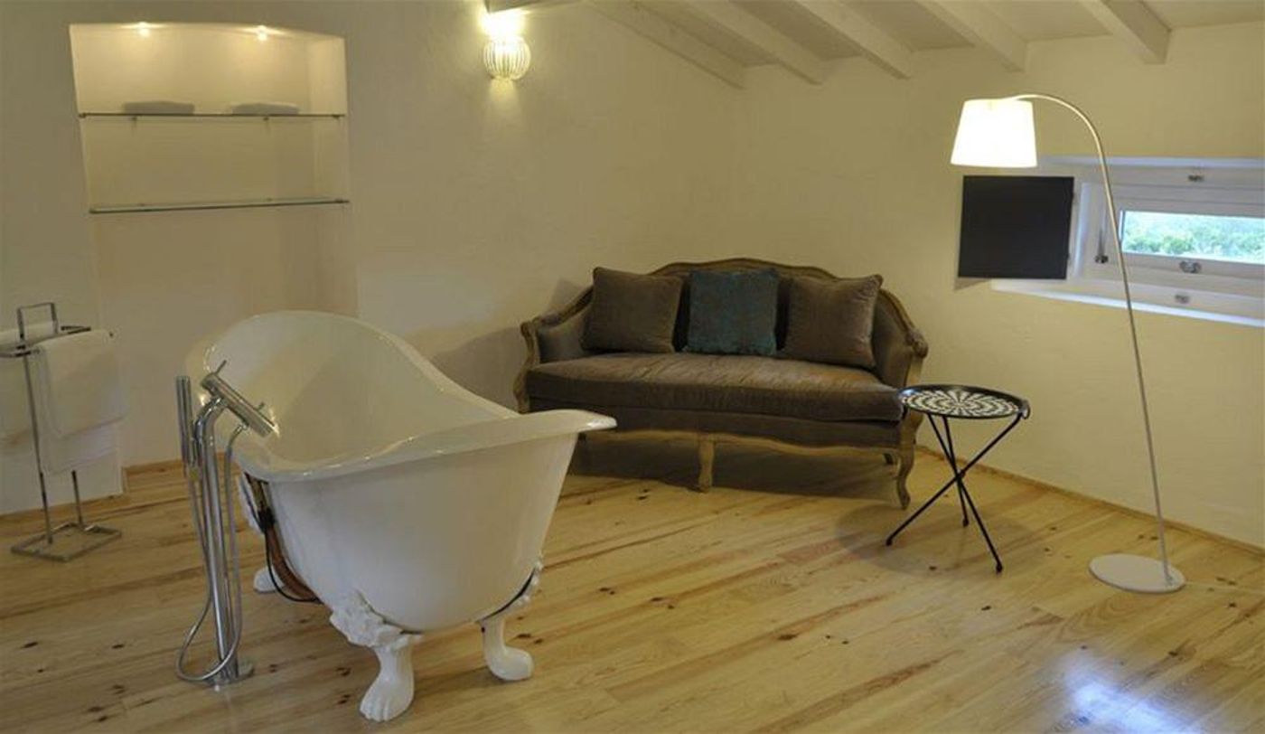 Imani-Country-House-Room-24