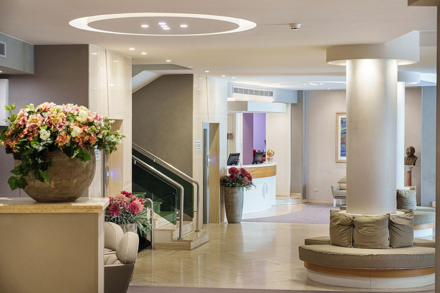 President-Park-Lobby-35