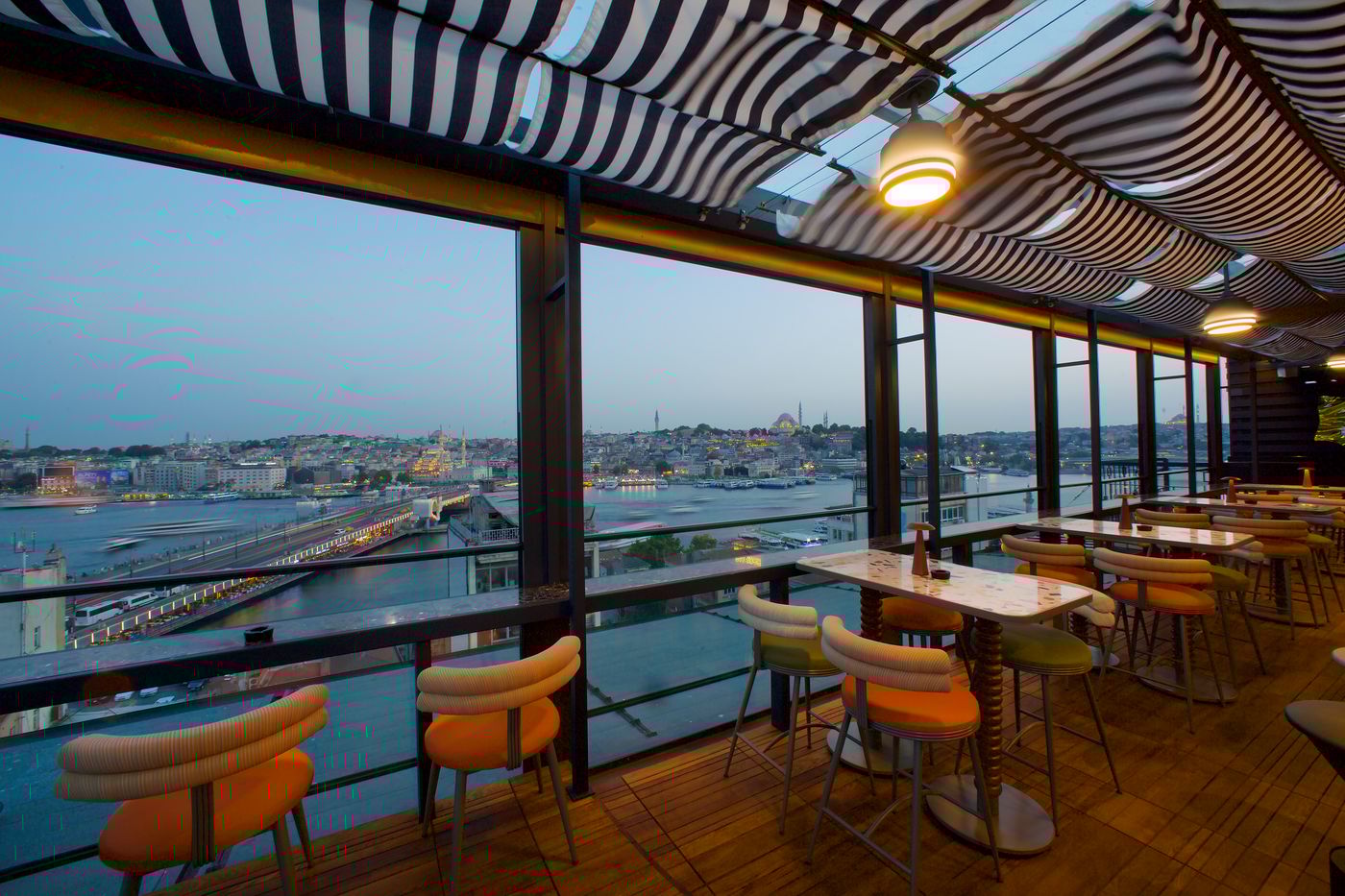 Momento-Hotel-Golden-Horn-General-view-9
