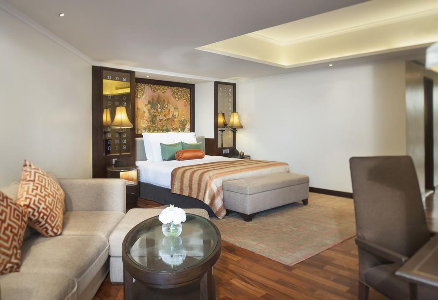 Anantara-Riverside-Bangkok-Room-25