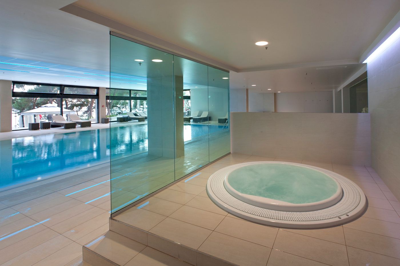 Hotel-Parentium-Pool-53